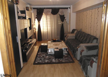 Vand apartament 4 camera, Constanta - zona Trocadero