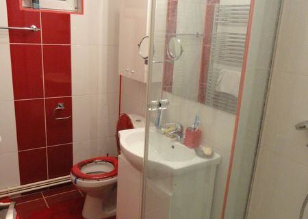 Vand apartament 4 camere