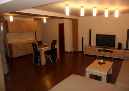 vand apartament lux 2 camere