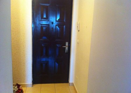 Vand apartament nou, cu 2 camere, pret de criza