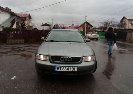 Vand audi a4 sau schimb