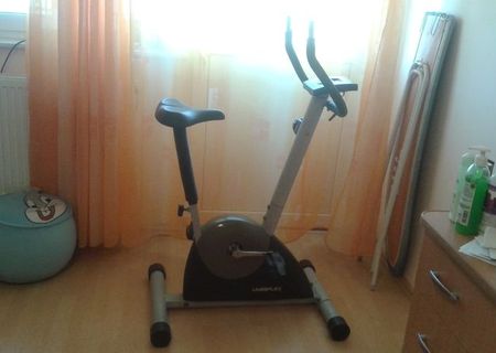 Vând bicicleta fitness/medicinală