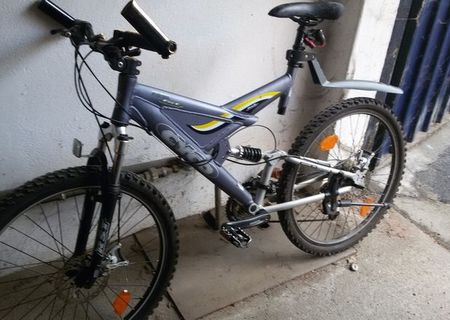 Vand biciclete second hand