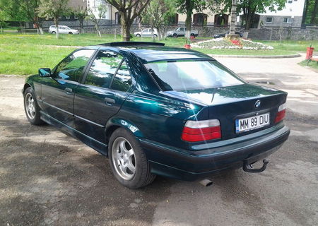 VAND BMW E36 320I SEDAN