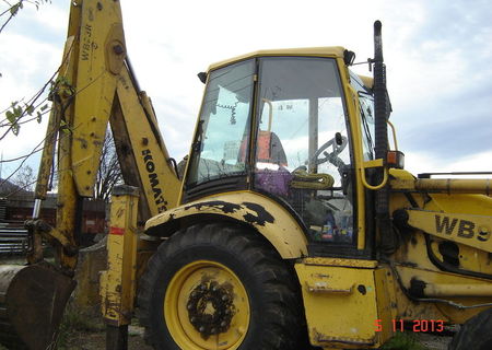 vand buldoexcavator KOMATSU