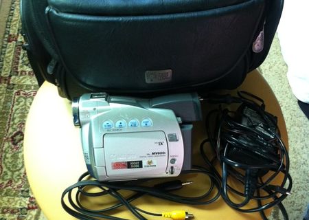 Vand Camera Video Canon MV600 Digital Camcorder