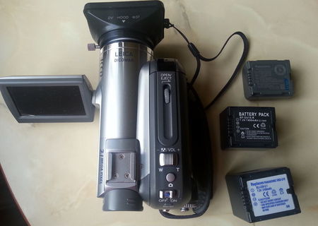 Vand camera video PANASONIC NV-GS 320 + accesorii