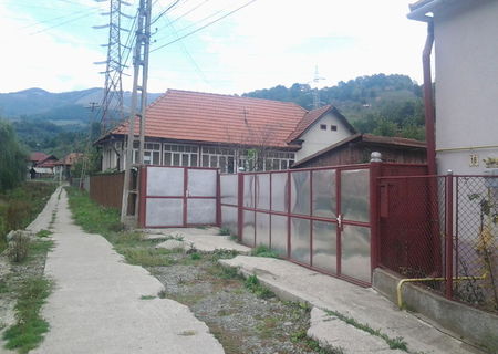 vand casa in zlatna