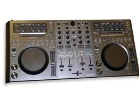 Vand consola Dj Pionner Traktor DDJ-T1