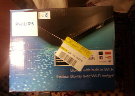 Vand DVD Blu-Ray Philips cu WI-FI + HDMI cablu, adus din USA