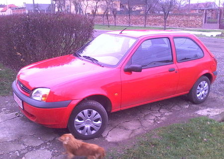 vand ford fiesta an 2000