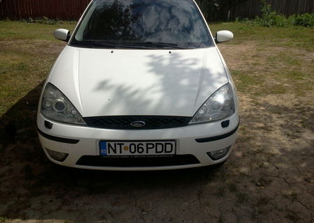 vand  ford focus