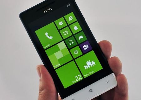 Vand HTC 8s