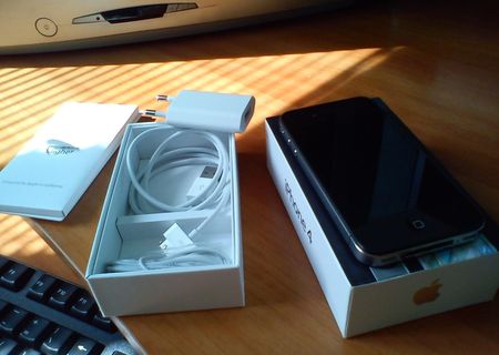 Vand iPhone 4, negru, 16 gb, codat in Orange