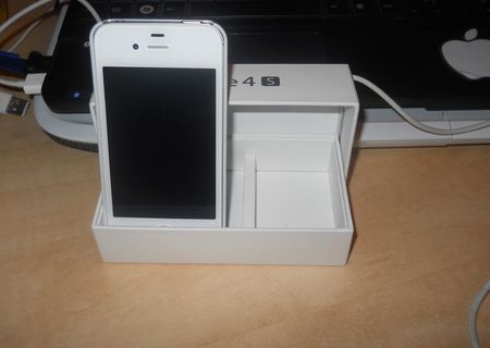 Vand iphone 4s alb 16 gb neverlocked