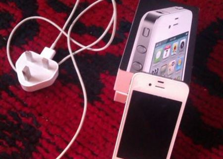 vand iphone 4s with