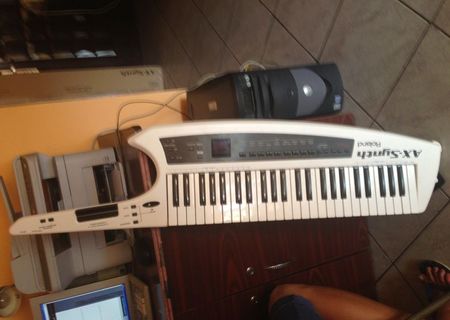 Vand Keyboard Roland AX- SYNTH