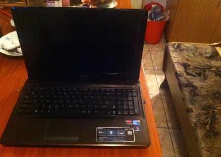 Vand laptop Asus