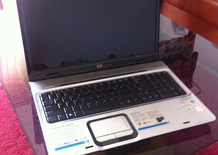 Vand Laptop HP Pavilion 17' dv9410us cu placa video defecta