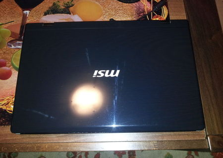 Vand laptop msi cr610