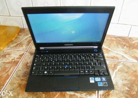 Vand Laptop Samsung 400B i5