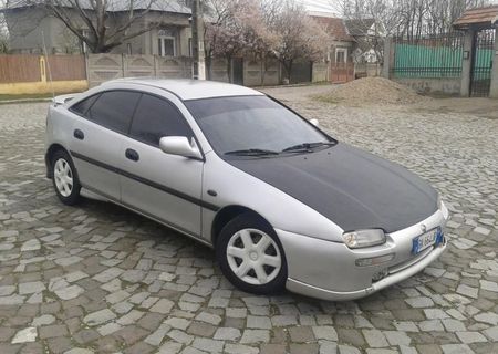 vand mazda 323 f