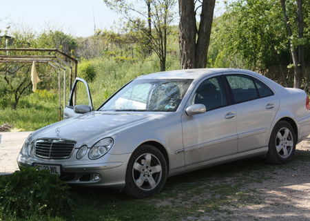 Vand Mercedes-Benz E.220 clasic din 2005