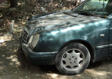 Vand Mercedes E220 Diesel an 96