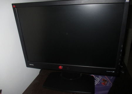 Vand monitor BenQ E900wa