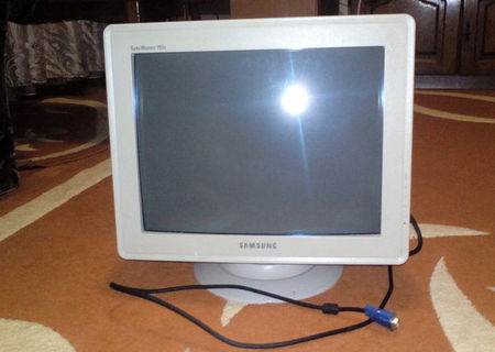 Vand monitor Samsung.