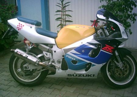 vand motoreta Suzuki 750k