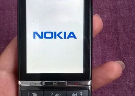 Vand Nokia Asha 300