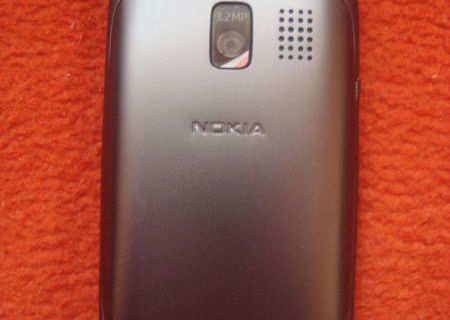 Vand Nokia Asha 302