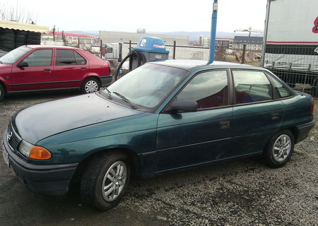 vand opel astra 1995 1150 euro negociabil