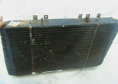 Vand radiator racire daci nova gti