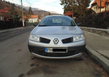 Vand Renault Megane 1.6 benzina culoare gri, 5 usi an 2007