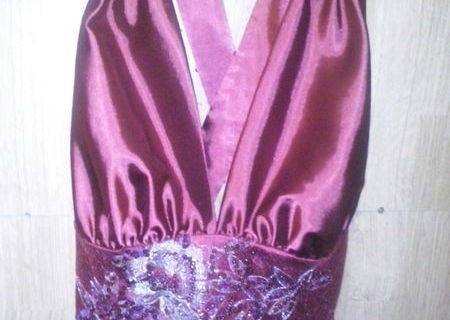 vand rochie de gala