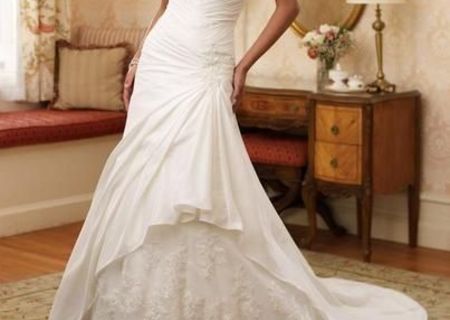 Vand rochie de mireasa, alba, creatia David Tutera