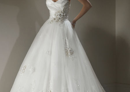 vand rochie mireasa originala din colectia Magic Bride 2012