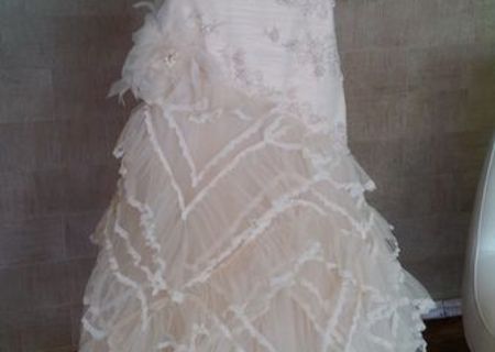 vand rochie mireasa Pronovias