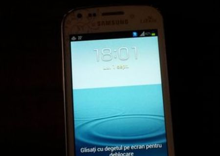 Vand Samsung Galaxy S Duos S7562, model La Fleur