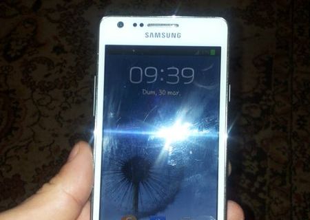 Vand samsung galaxy s2 pe alb