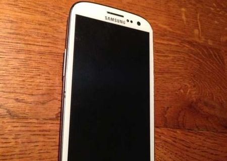 vand samsung galaxy s3 white liber retea 1000 RON