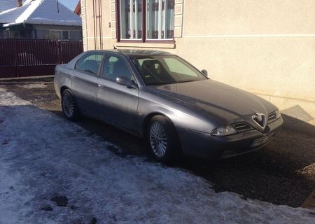 Vând sau schimb alfa romeo 166