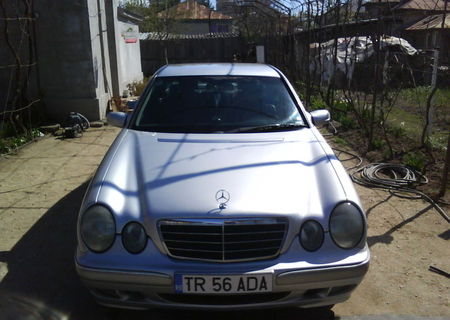 Vand sau Schinb Mercedes Benz E200