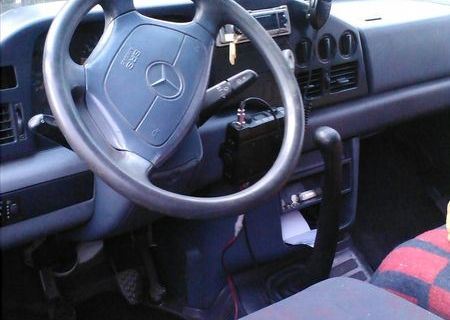 vand schimb mercedes sprinter 212 cu vito cu locuri