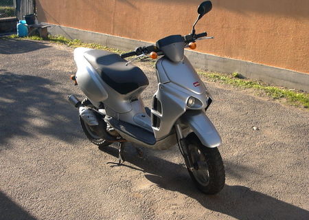 Vand Scuter APRILIA