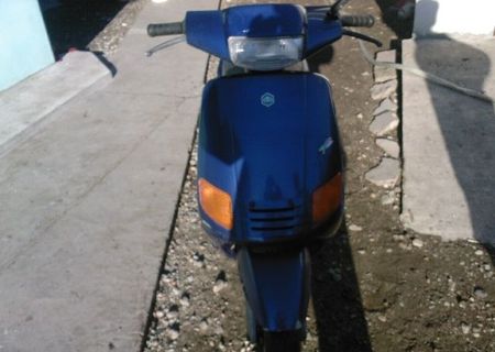 vand scuter piaggio zip