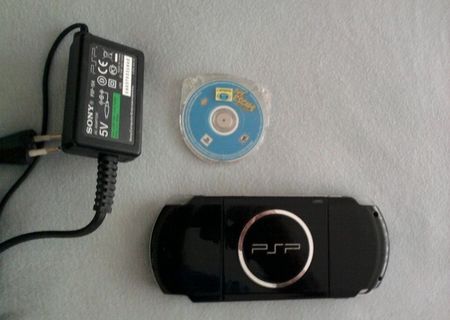 Vand Sony PSP cu 1 joc original