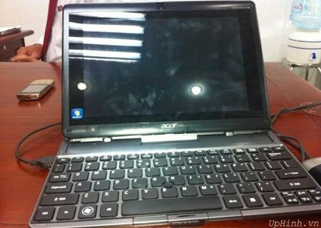 Vand Tableta Acer _Tab_W501P-C62G03iss